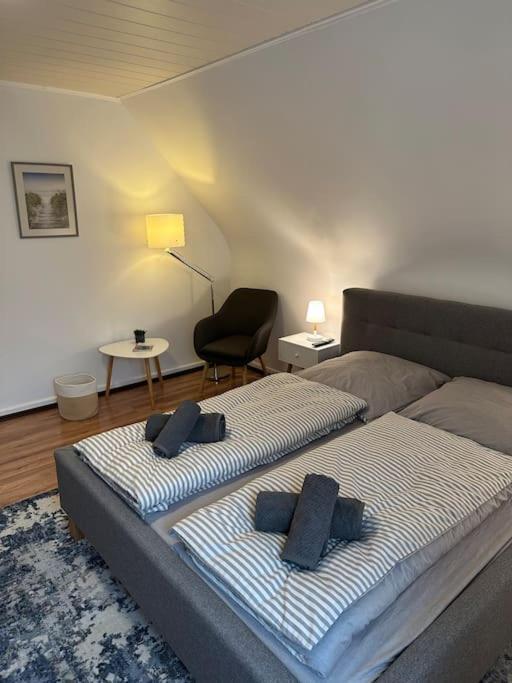 Gemuetliche Wohnung Naehe Alsfeld - Parkplatz Exterior foto