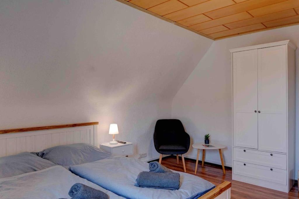 Gemuetliche Wohnung Naehe Alsfeld - Parkplatz Exterior foto