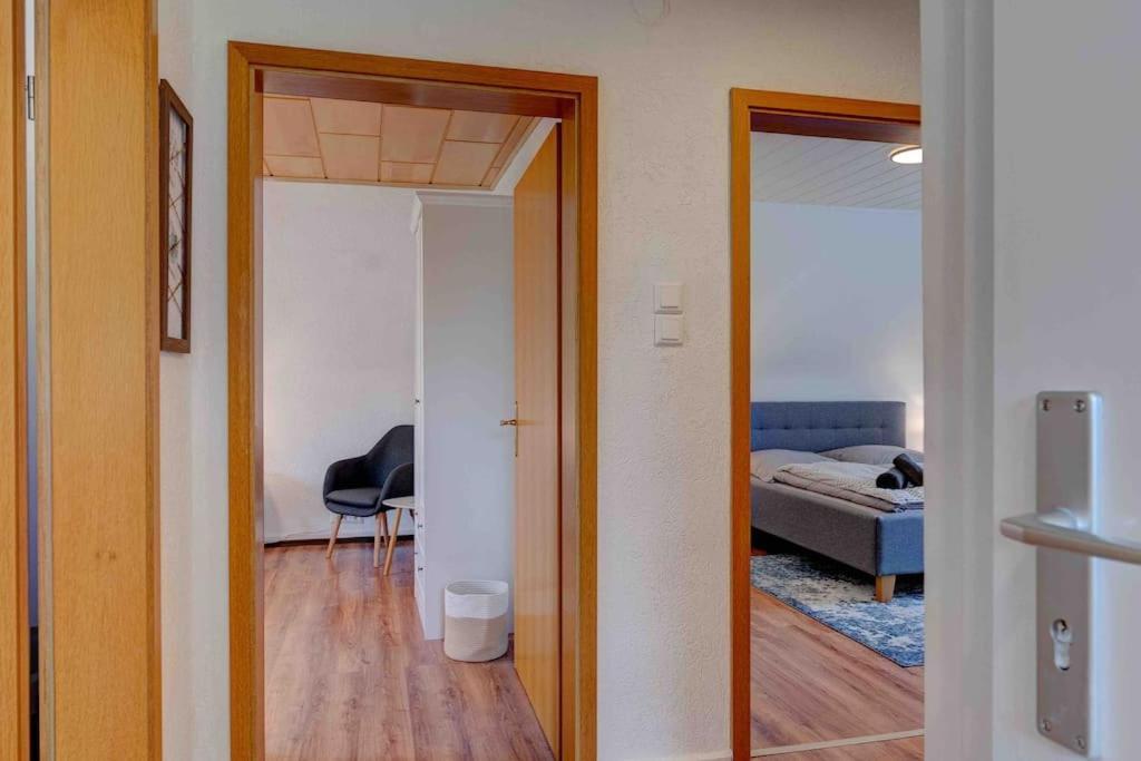 Gemuetliche Wohnung Naehe Alsfeld - Parkplatz Exterior foto